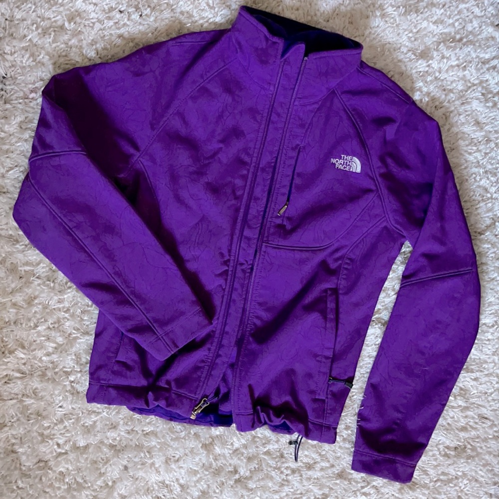 North Face jacket like new! Worn twice! Unique!